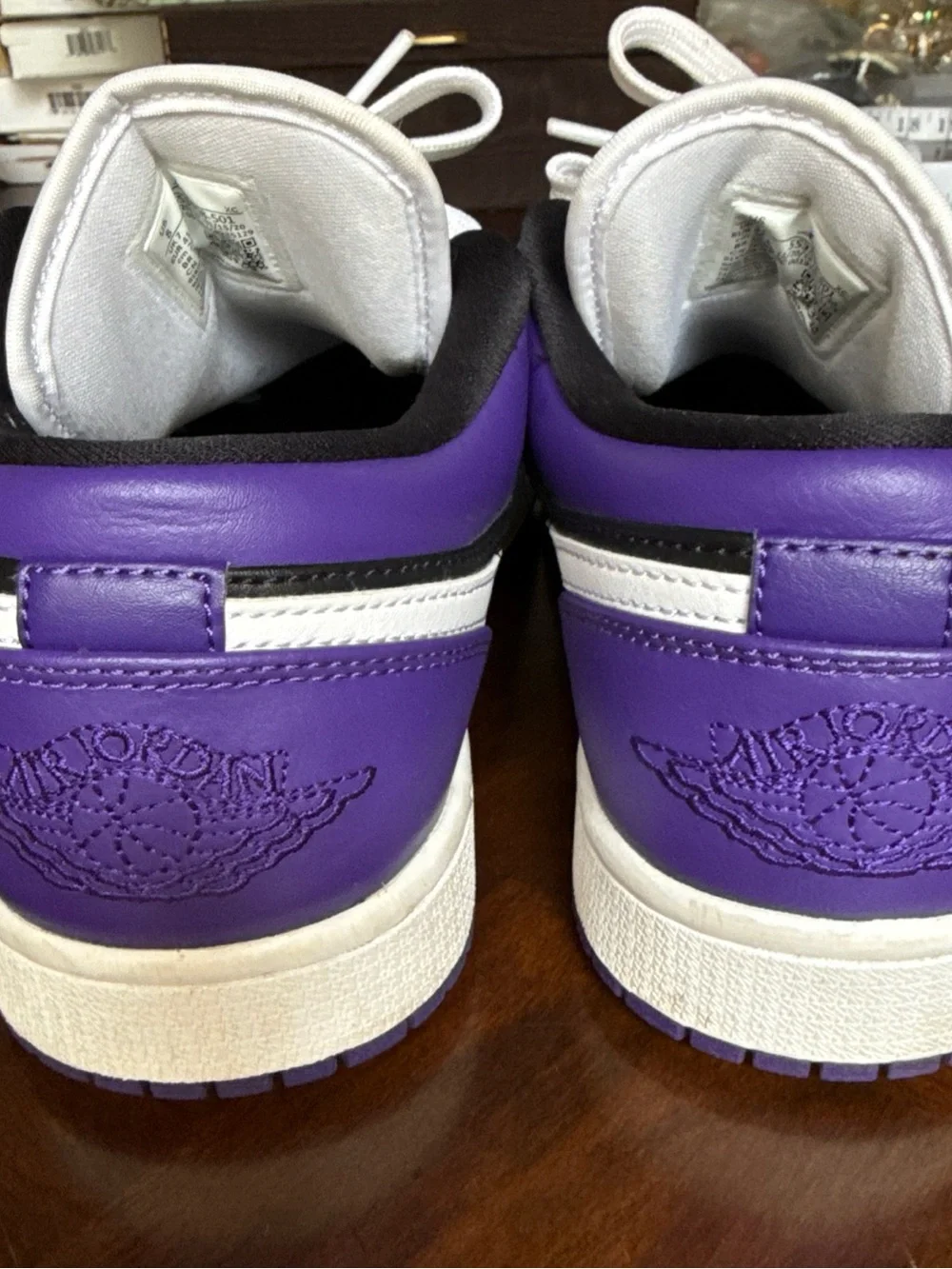 Jordan’s Retro Purple & Black Leather #553558-501 size 8